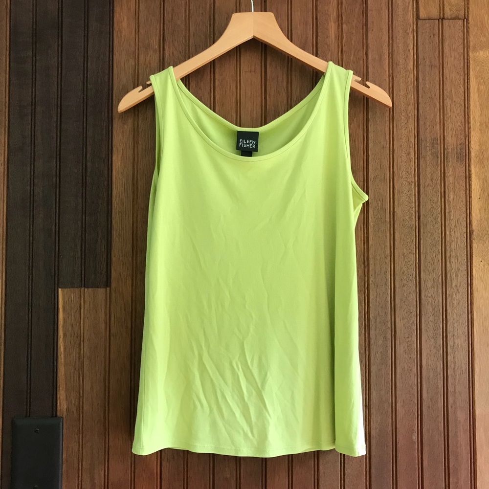 ⭐️Eileen Fisher Scoop 100% Silk Tank